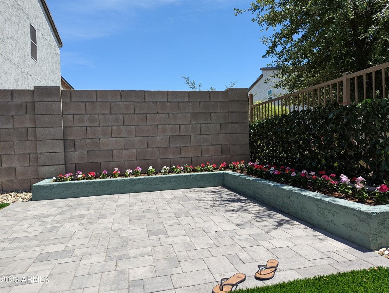379 N 157th Ln - Photo 6 of 37