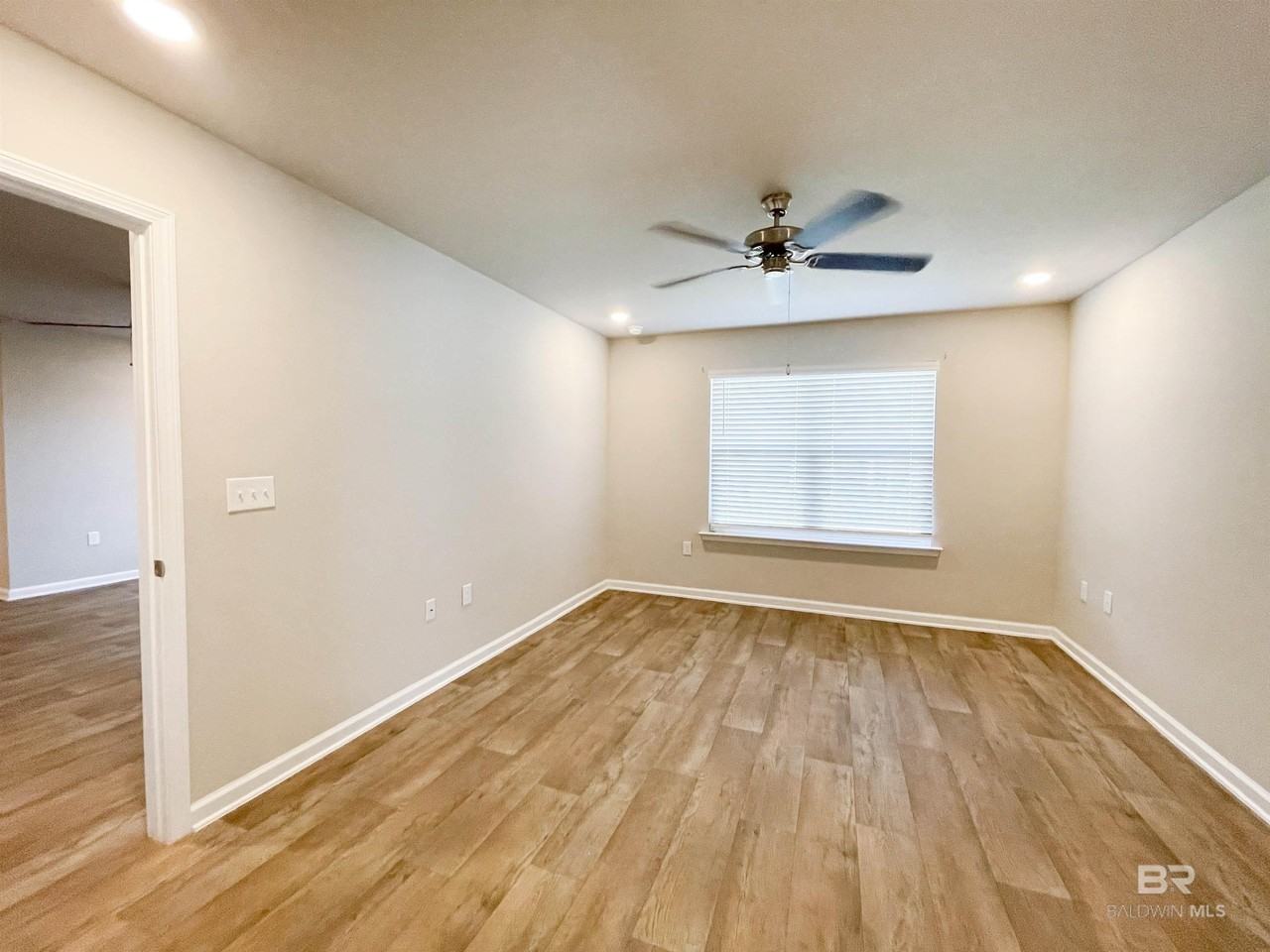 10252 Ruffian Rte - Photo 6 of 19