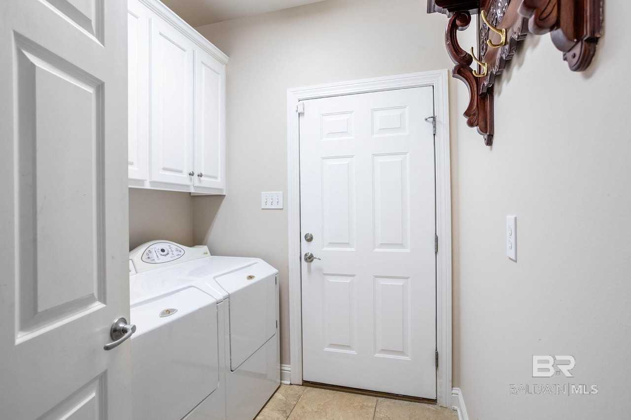 116 Chestnut Rdg - Photo 6 of 29