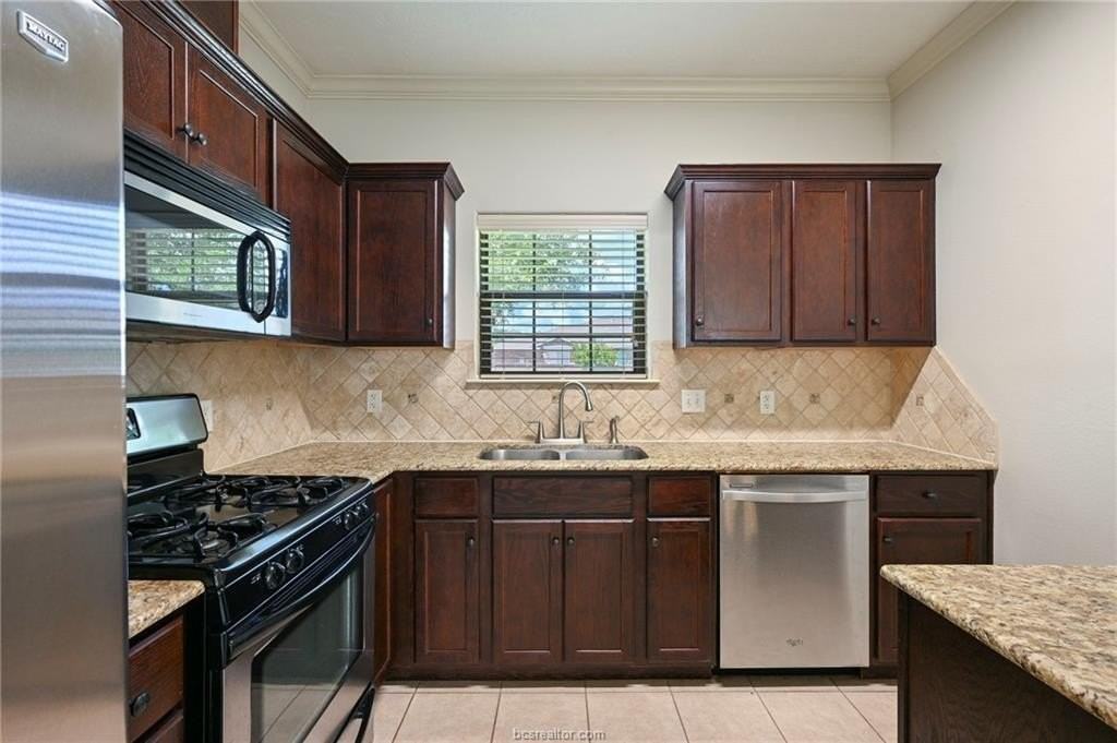 4223 Candace Ct - Photo 7 of 22