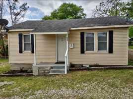 featured image of 602 Rector St #B