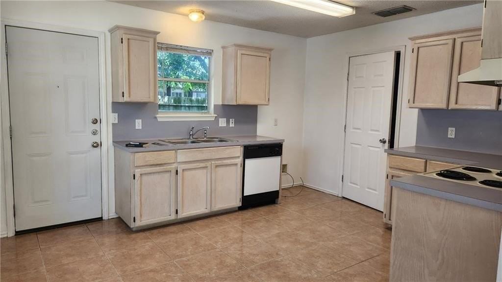 7841 Impala Dr - Photo 4 of 7