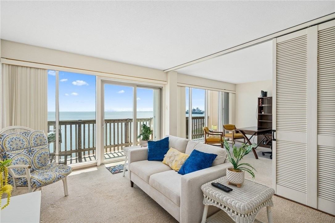 4000 Surfside Blvd #701 - Photo 5 of 33