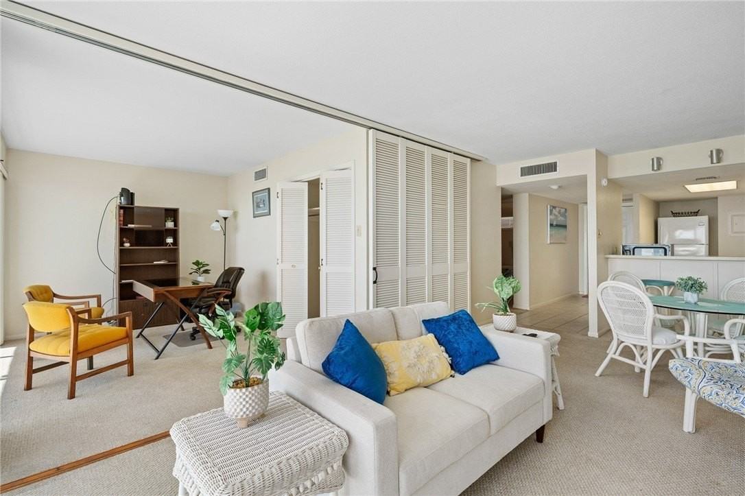 4000 Surfside Blvd #701 - Photo 7 of 33