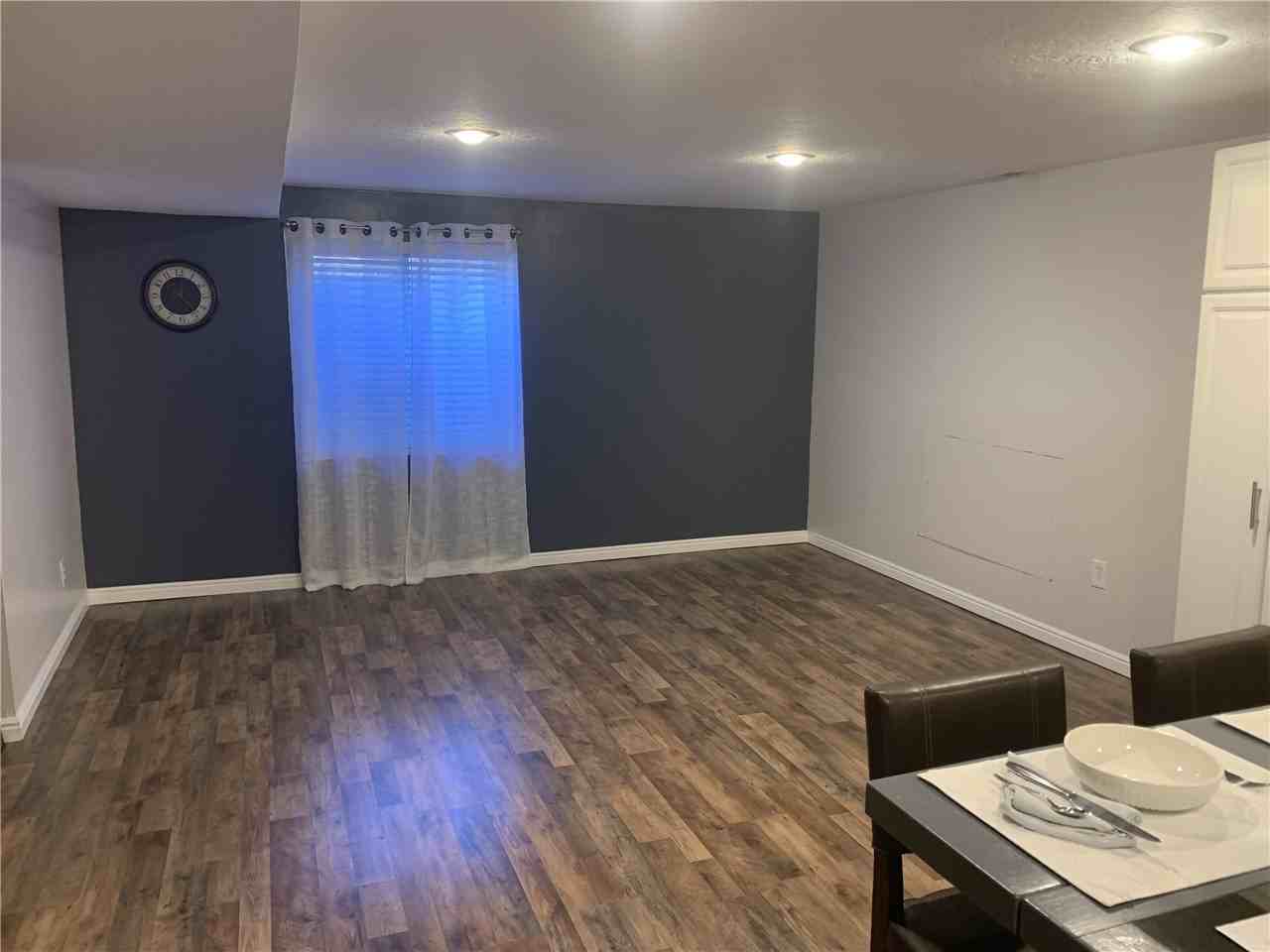 8468 S Silo Dr - Photo 5 of 14
