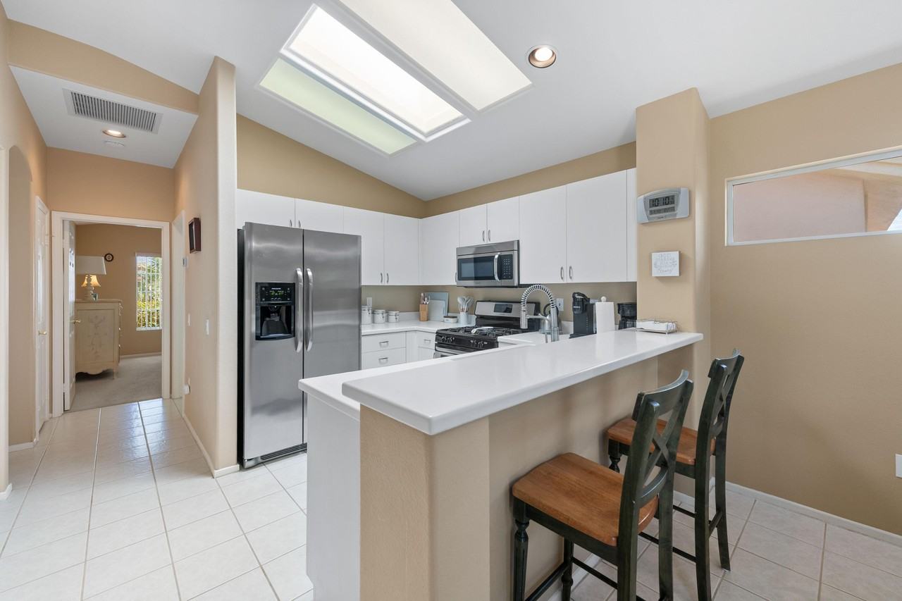 78975 Champagne Ln - Photo 2 of 48