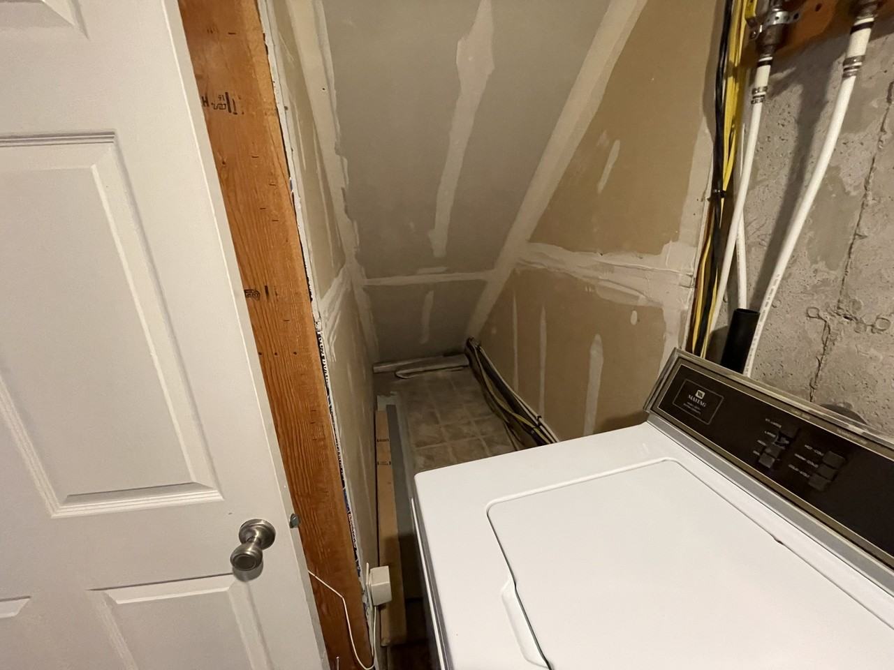 446 Harvest Moon Dr - Photo 5 of 17