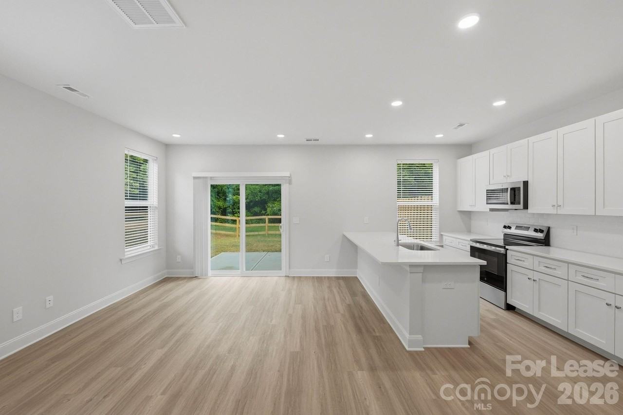 645 Brookwood Dr #A - Photo 5 of 25