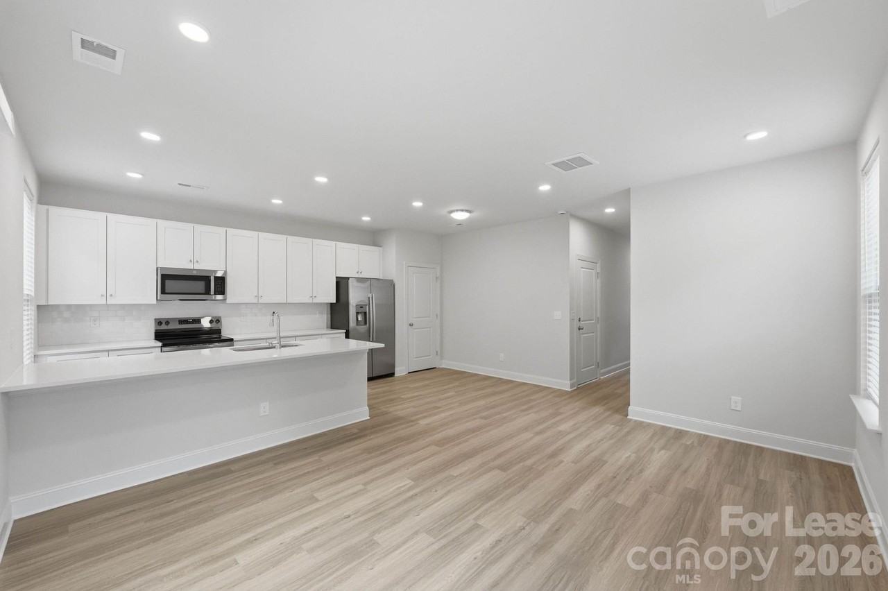 645 Brookwood Dr #A - Photo 6 of 25