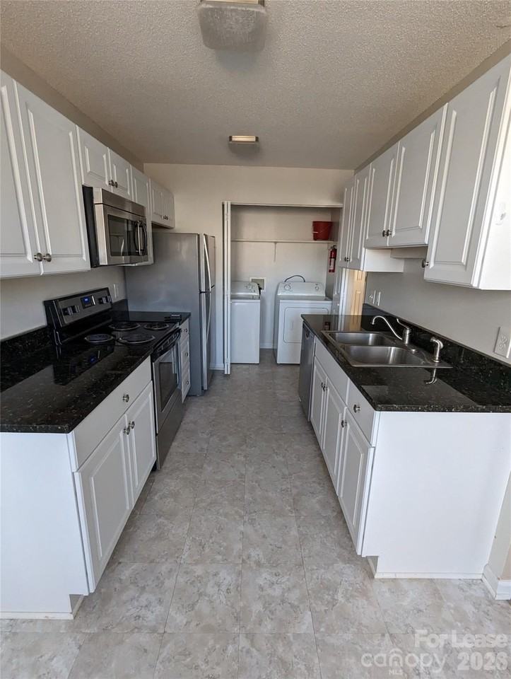 72 Windwood Dr - Photo 5 of 11