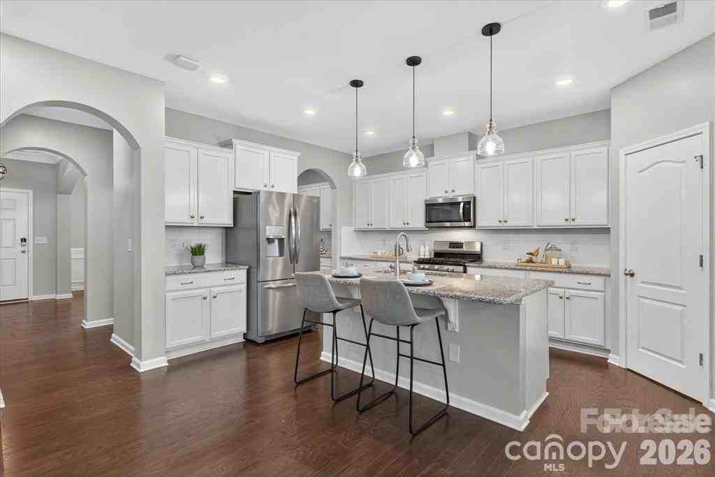7019 Hamilton Mill Dr - Photo 7 of 45