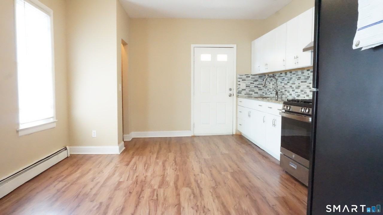 136 Sherman St #142 - Photo 3 of 26