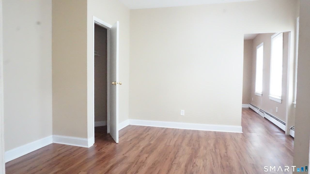 136 Sherman St #142 - Photo 5 of 26