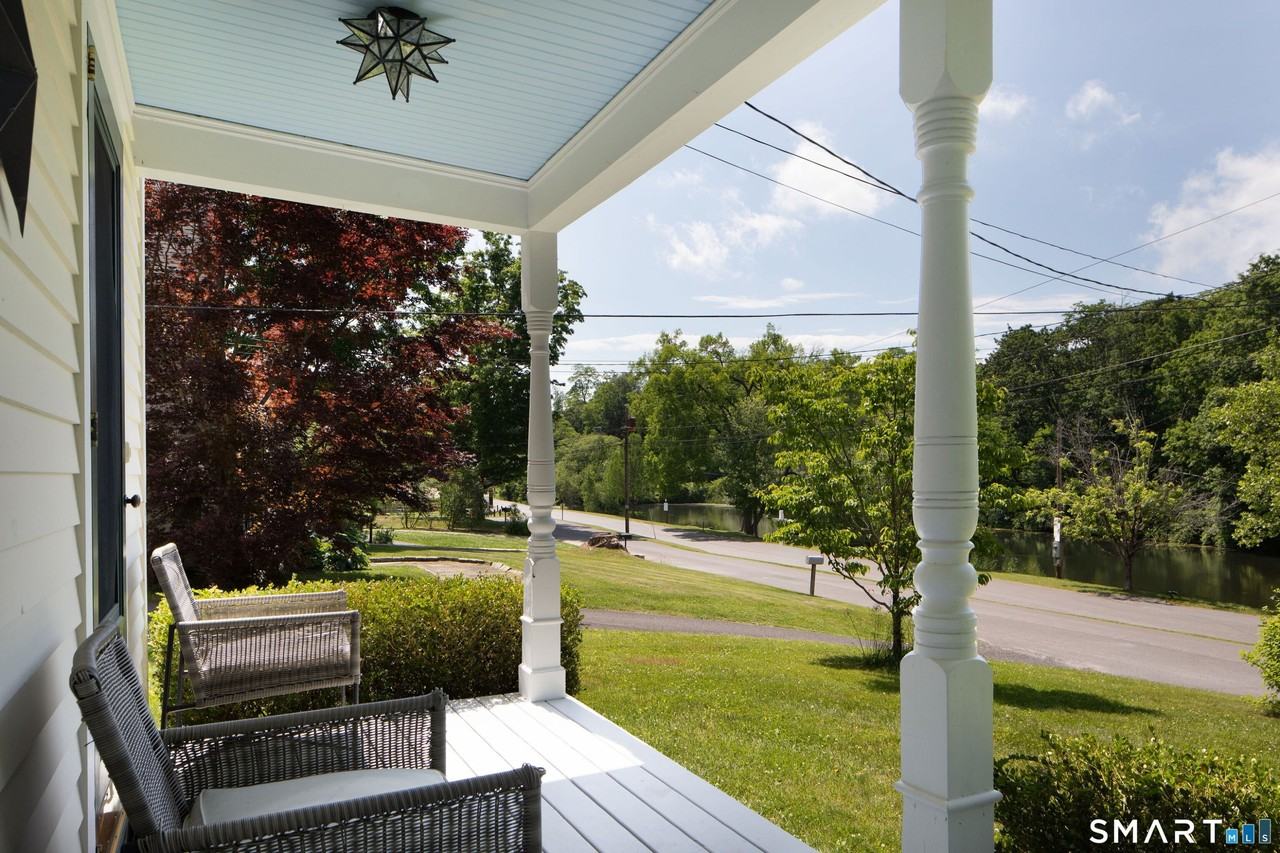 20 Ethan Allen St - Photo 2 of 21
