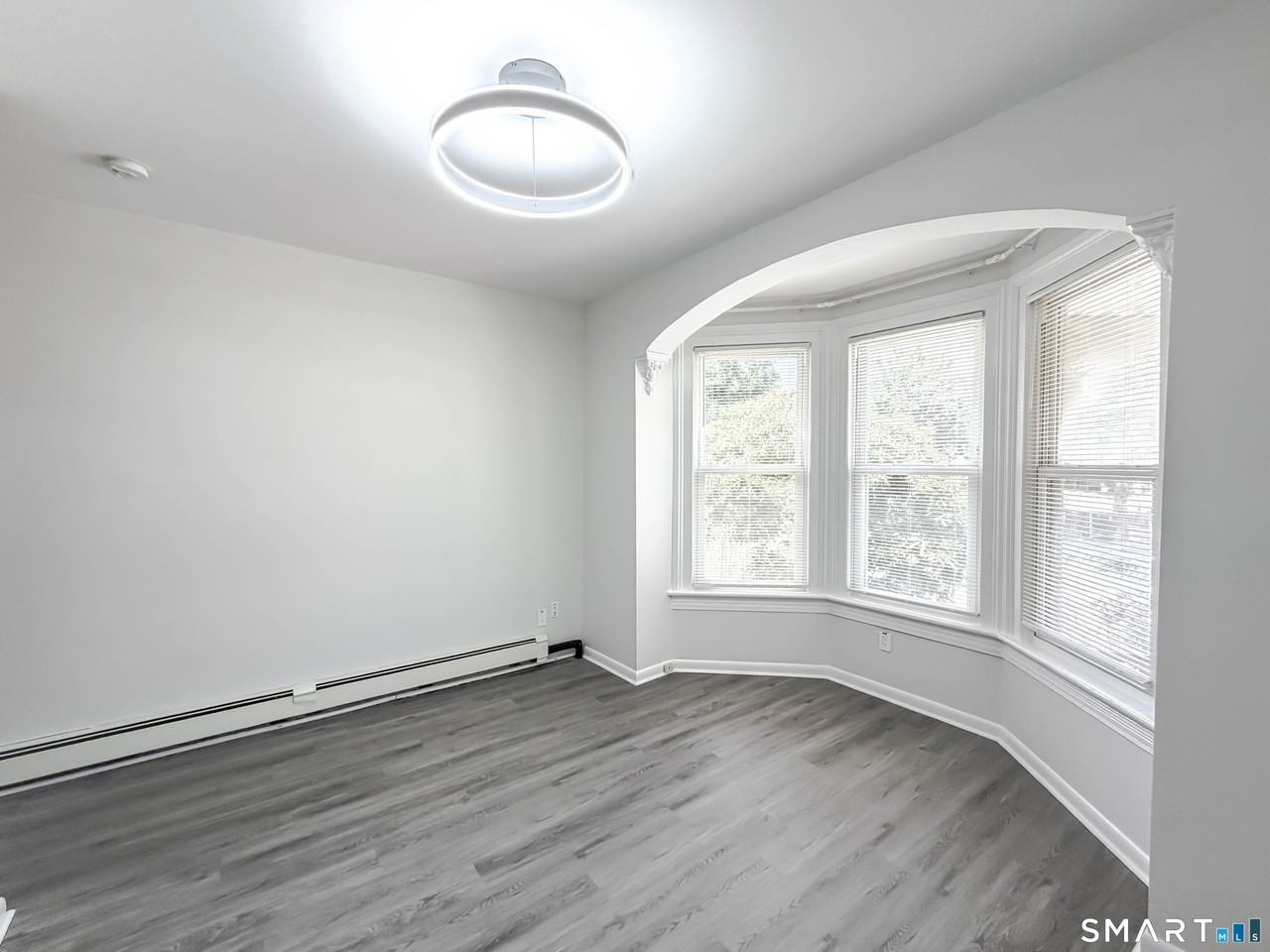 4143 Cottage St - Photo 4 of 13