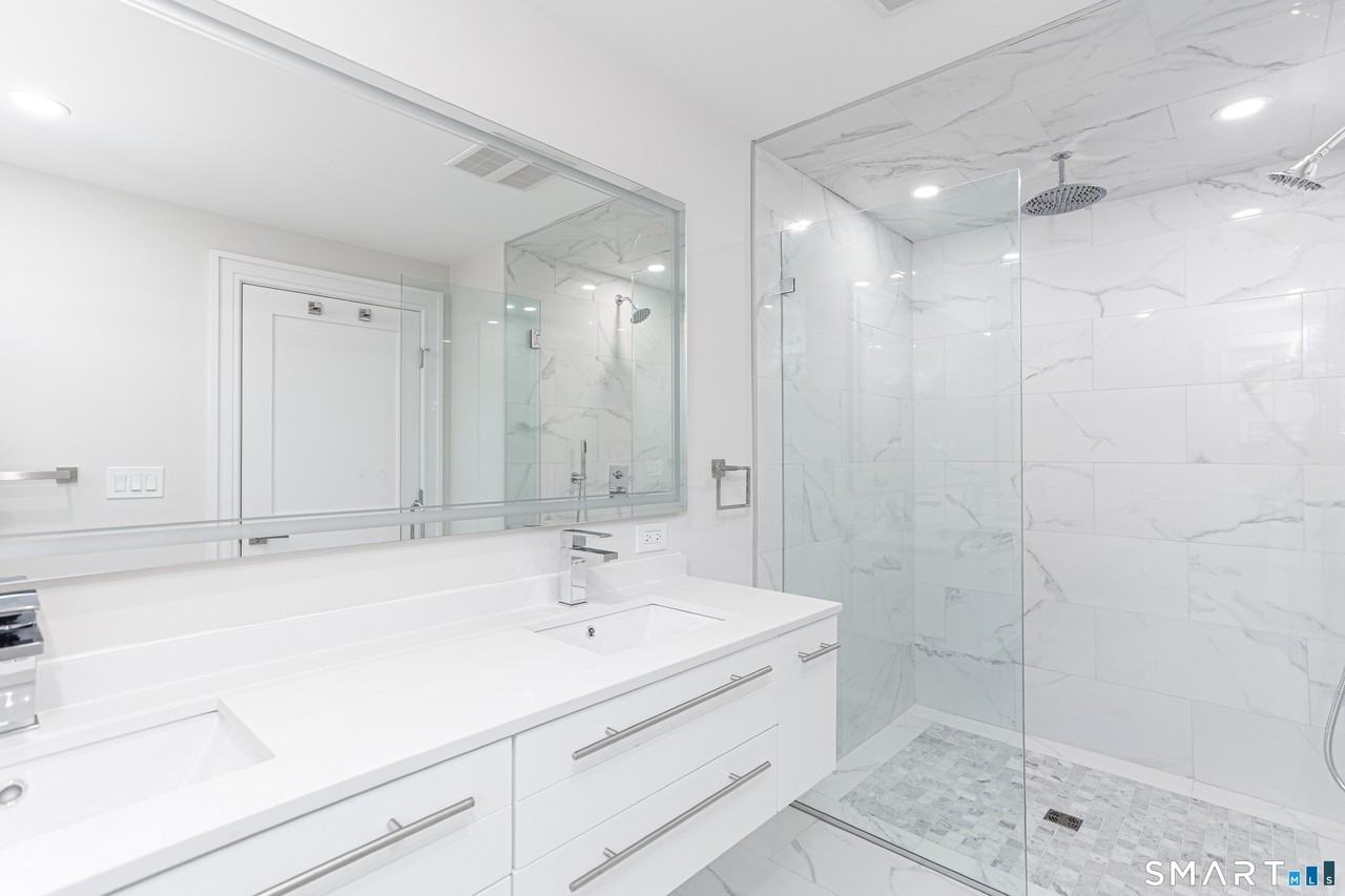 42 Poe Ct - Photo 7 of 15