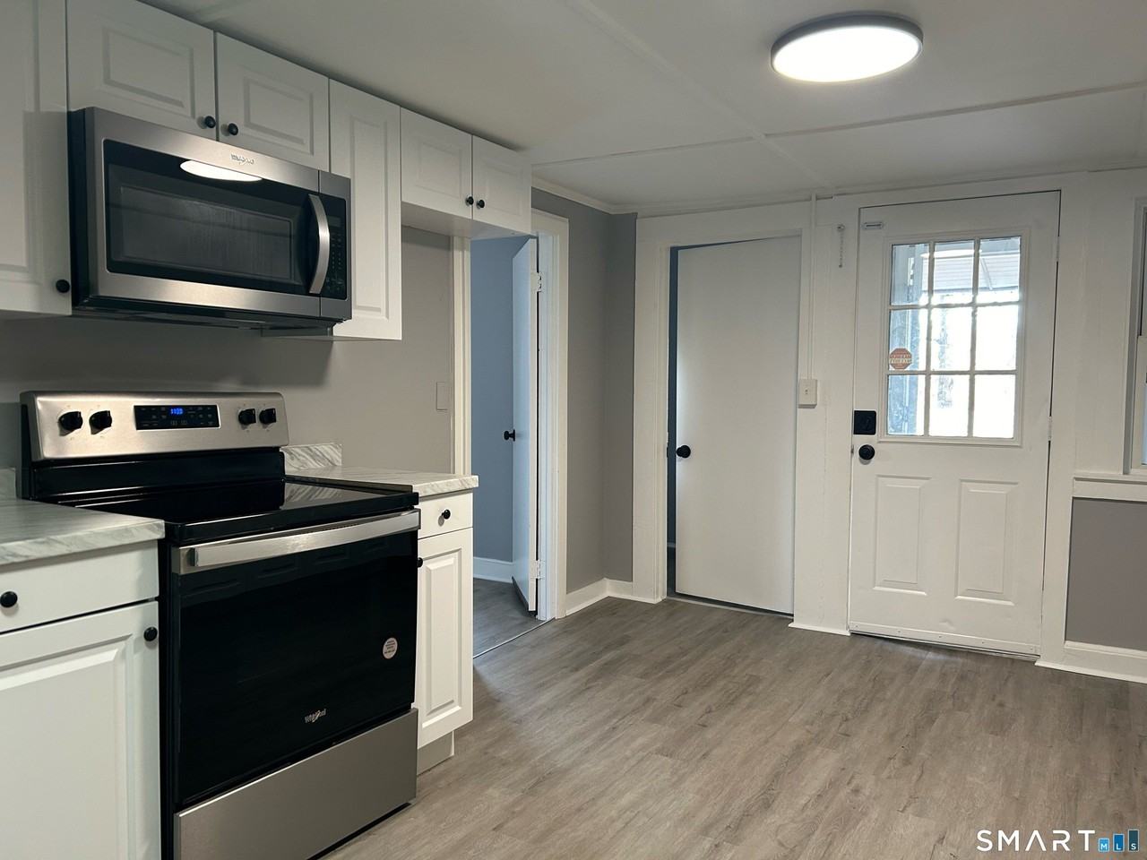 405 Prospect St - Photo 2 of 7