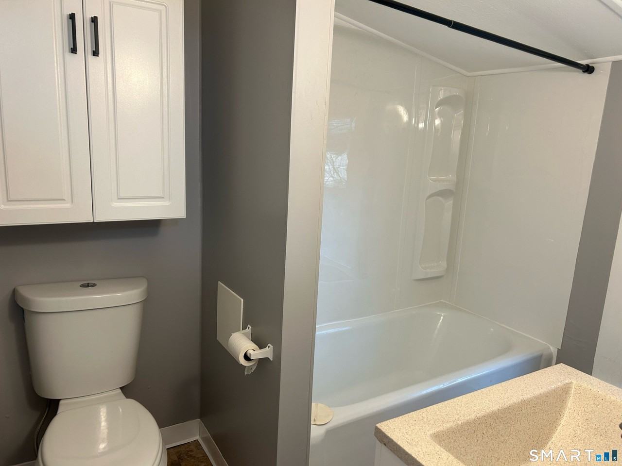 405 Prospect St - Photo 4 of 7
