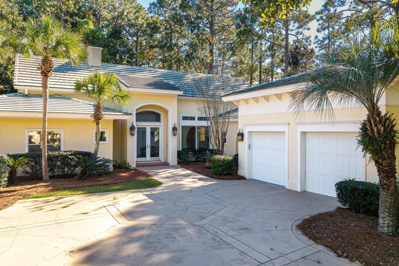2928 Pine Valley Dr - Photo 3 of 50