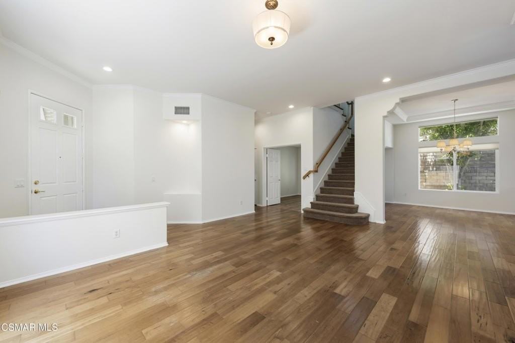 2946 Venezia Ln - Photo 5 of 31