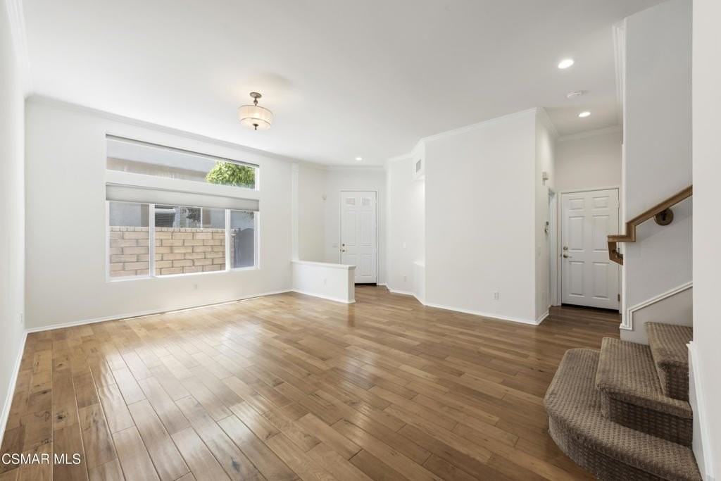 2946 Venezia Ln - Photo 6 of 31