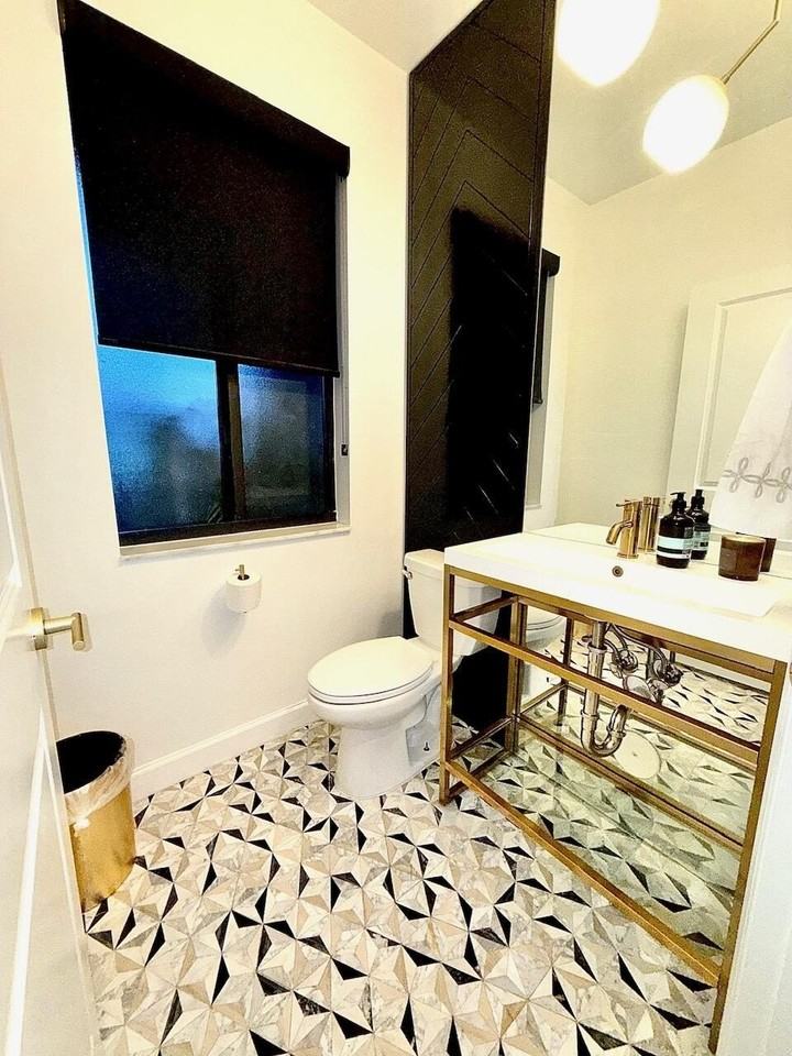 21423 Ne 2nd Pl - Photo 7 of 19