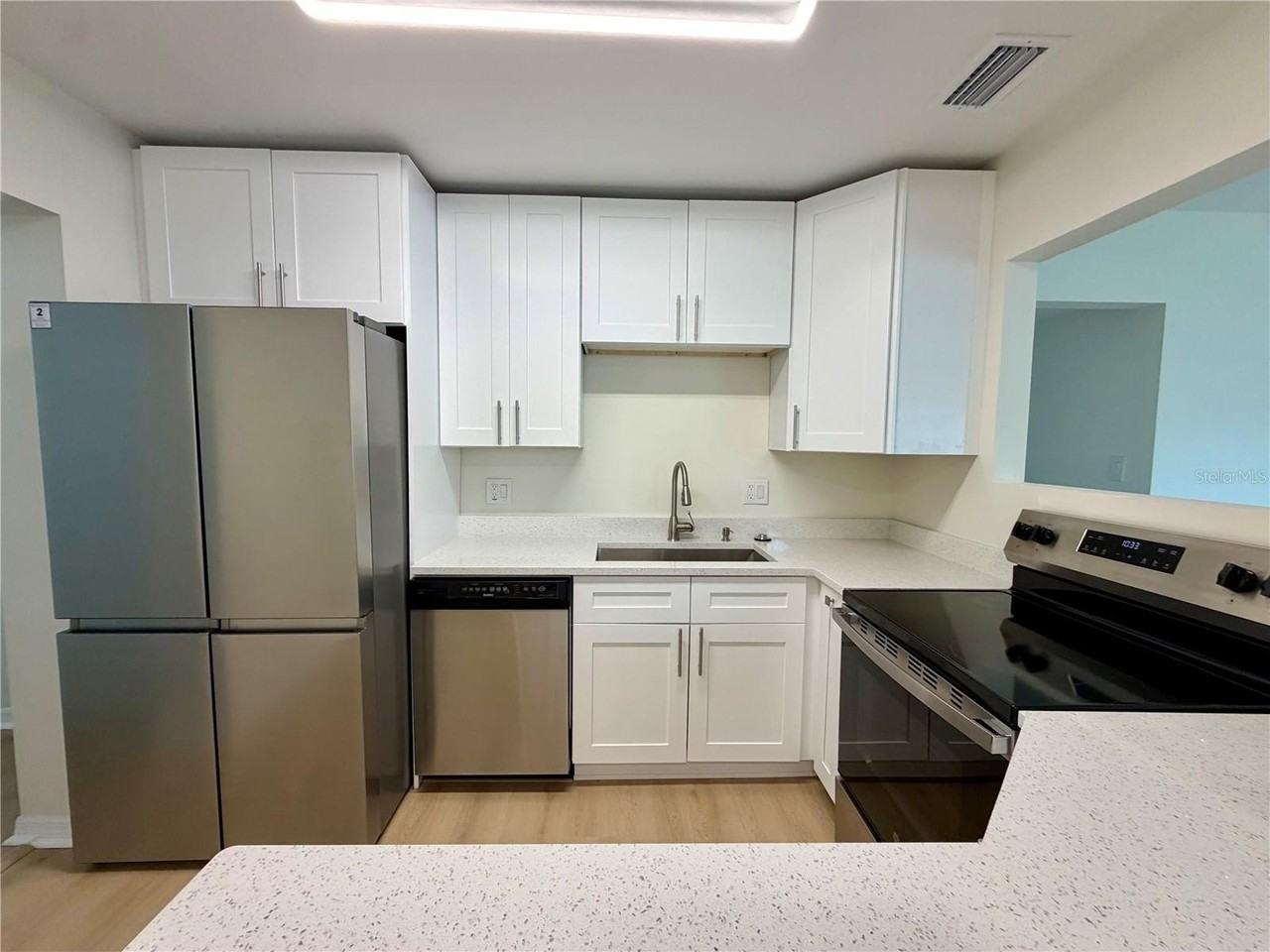4112 Ohio Ave - Photo 6 of 20