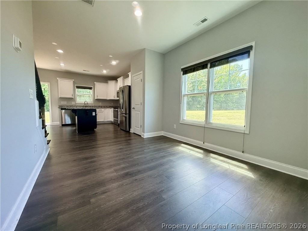 580 Hayes Rd - Photo 3 of 21