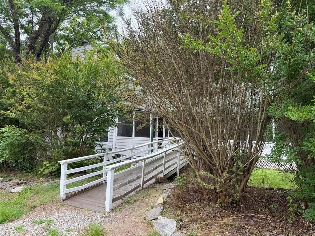 1515 Little Rd - Photo 6 of 16