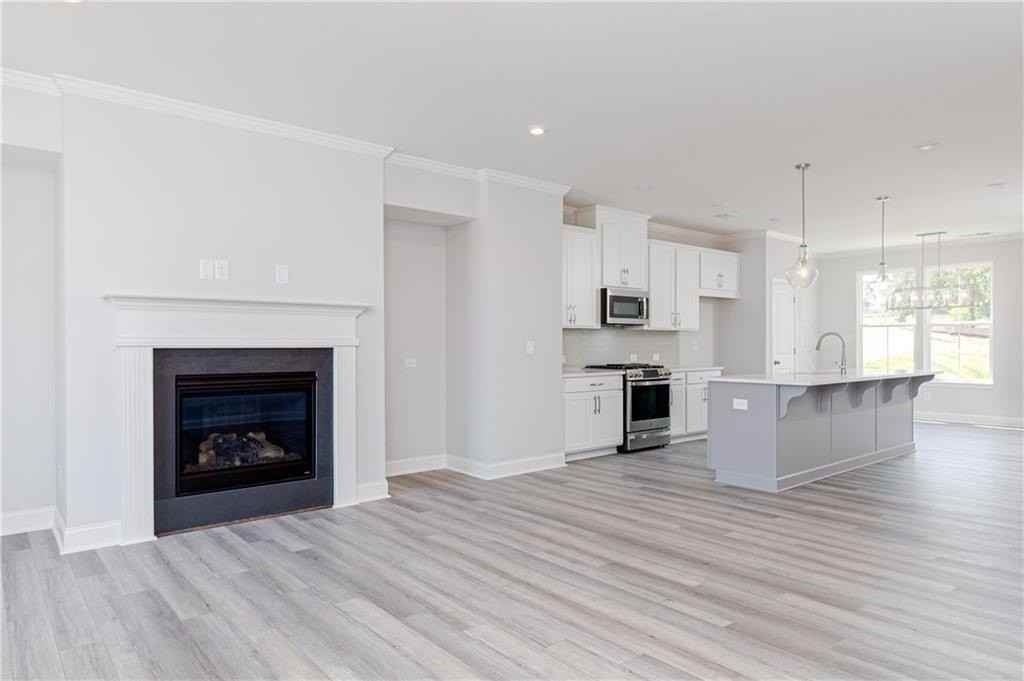 2828 Beacon Bend Xing - Photo 2 of 14