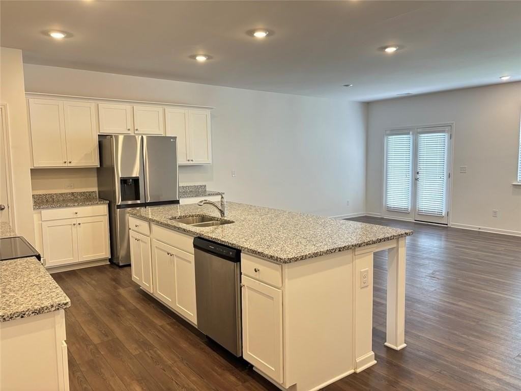 104 Mission Blvd - Photo 3 of 18