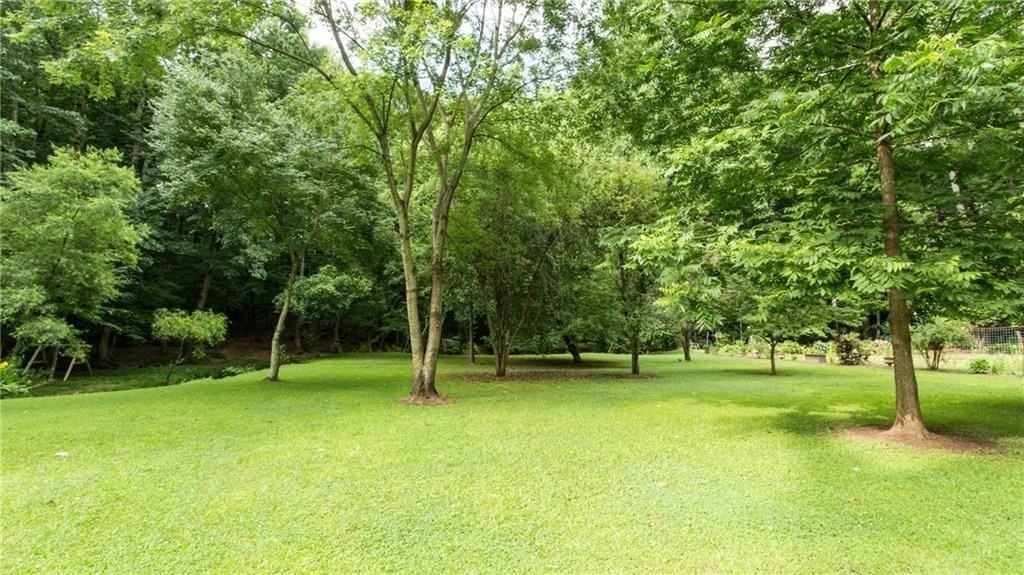 1640 Belle Isle Cir Ne - Photo 3 of 32