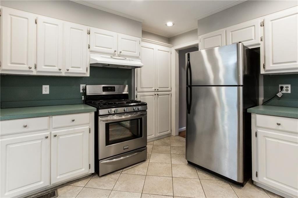1640 Belle Isle Cir Ne - Photo 6 of 32