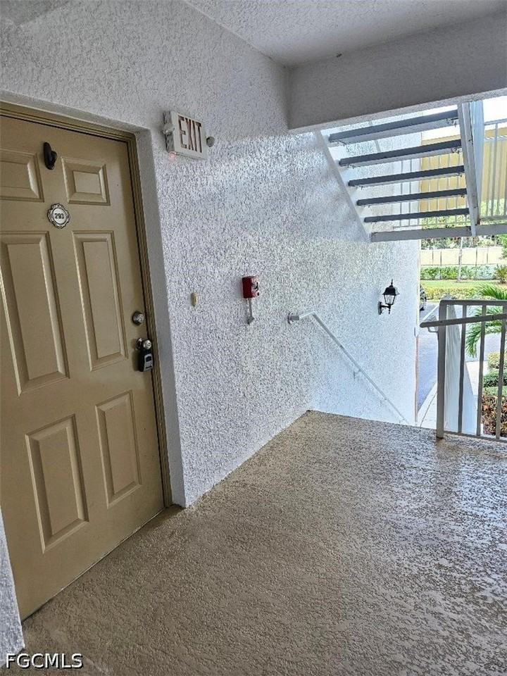 13170 Bella Casa Cir #293 - Photo 6 of 14