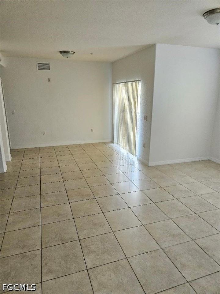 13170 Bella Casa Cir #293 - Photo 7 of 14