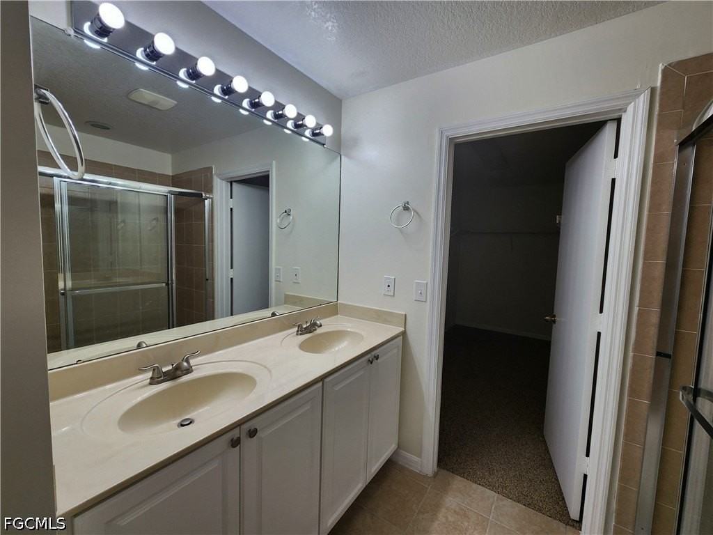 18261 Minorea Ln - Photo 7 of 22