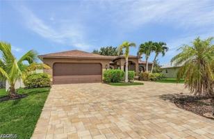featured image of 3005 Sw 8th Pl