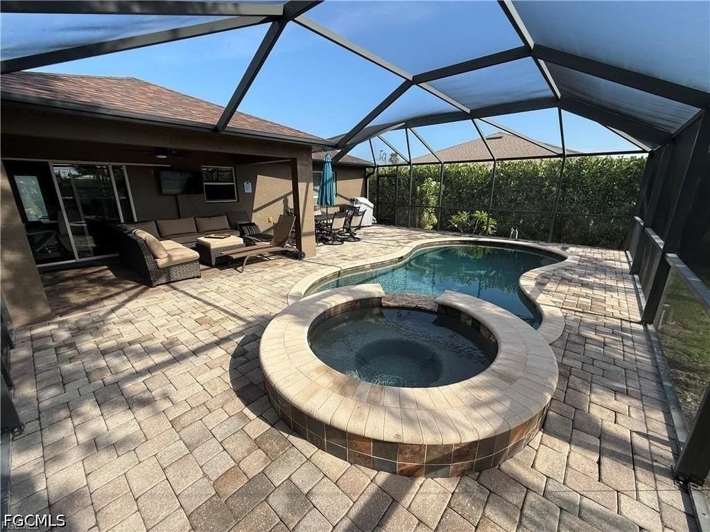 3005 Sw 8th Pl - Photo 4 of 16