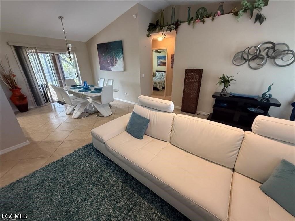 3005 Sw 8th Pl - Photo 7 of 16