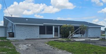 featured image of 3810 Se 12th Ave #1