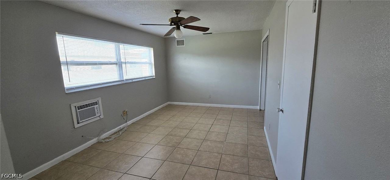 3810 Se 12th Ave #1 - Photo 6 of 13