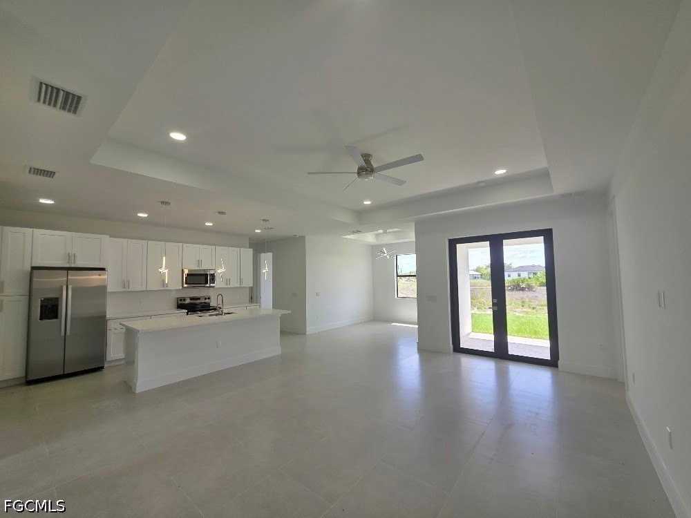 710 Godwid Ave S - Photo 2 of 18