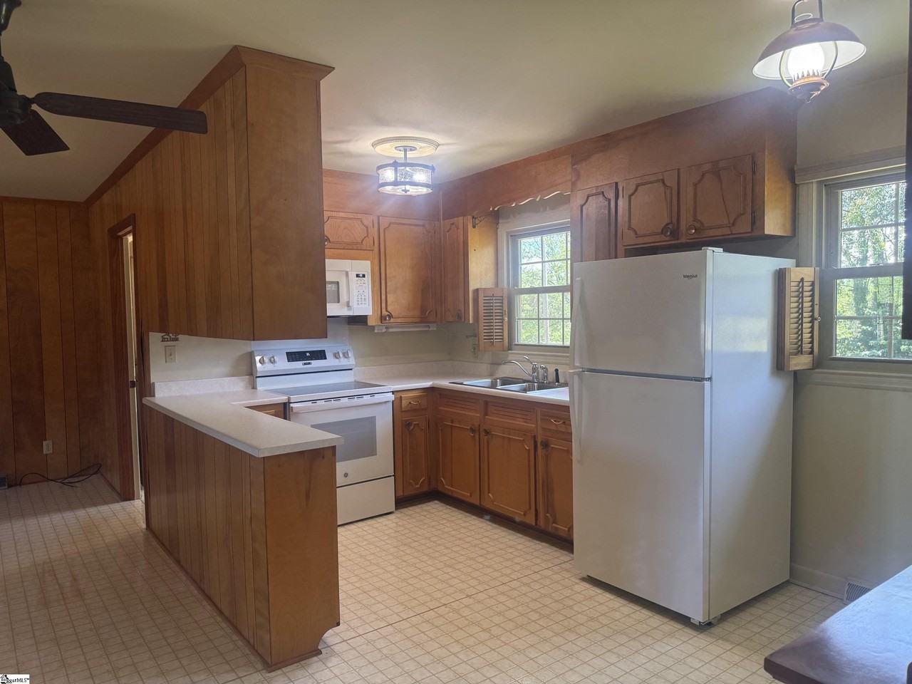 3841 N Highway 101 - Photo 6 of 25