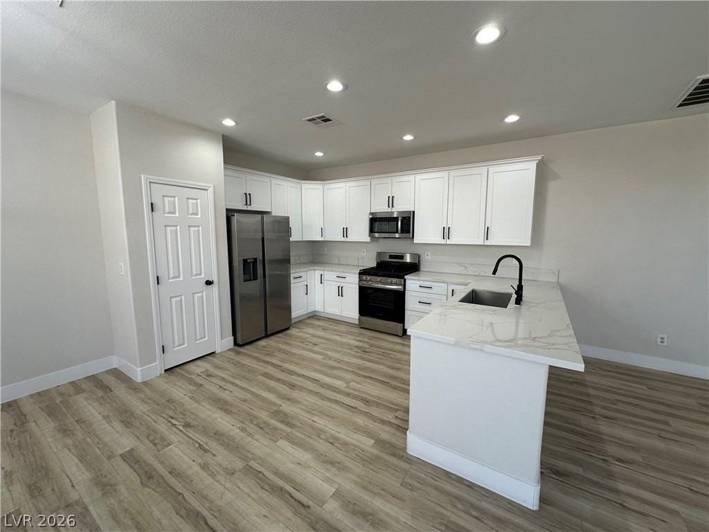 10004 Bonterra Ave - Photo 3 of 24