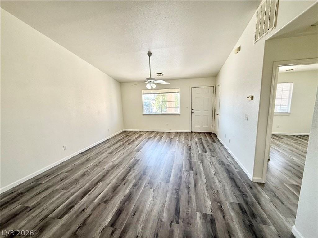 1031 Karen Ct #B - Photo 2 of 12