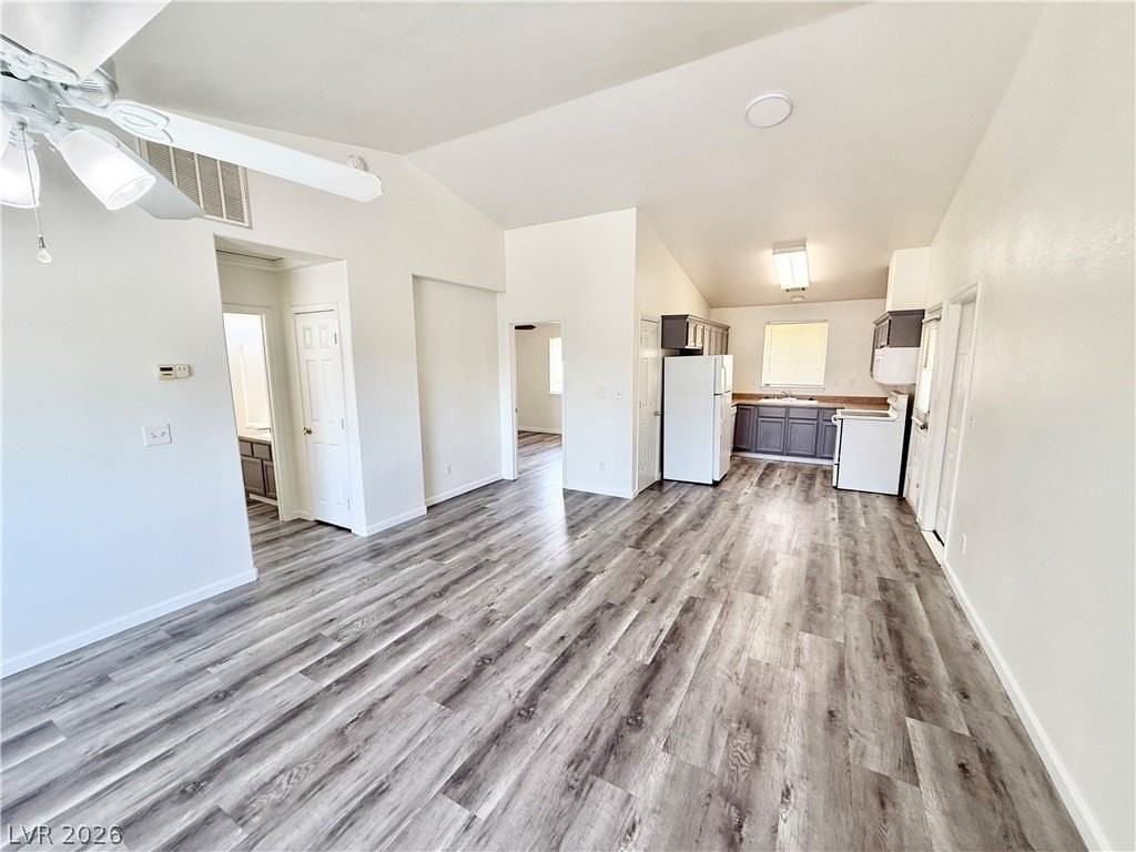 1031 Karen Ct #B - Photo 3 of 12
