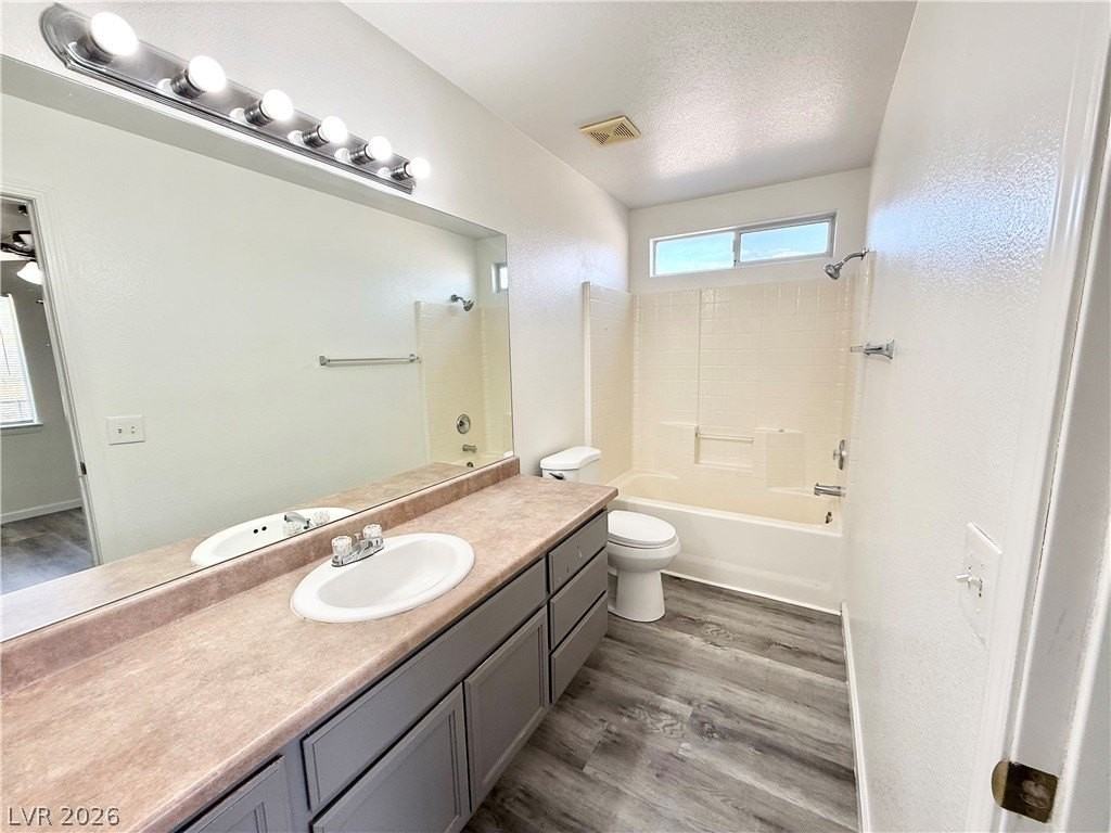 1031 Karen Ct #B - Photo 7 of 12