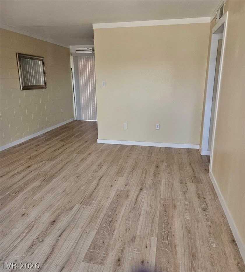 820 Avenue A #23 - Photo 6 of 13