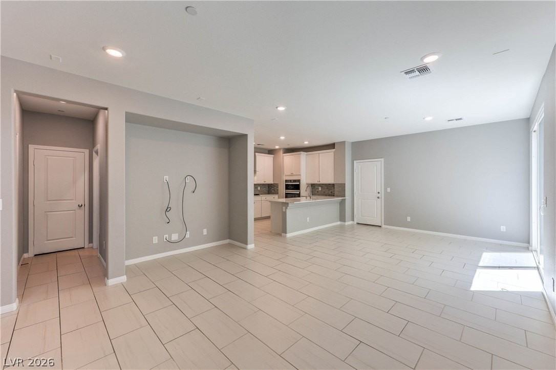 2508 Valdanos Pl - Photo 3 of 38