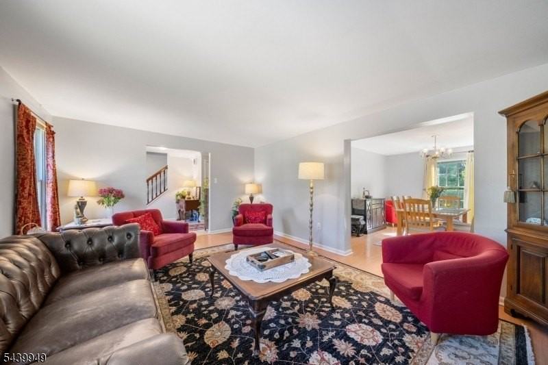 32 Montville Ave - Photo 6 of 25